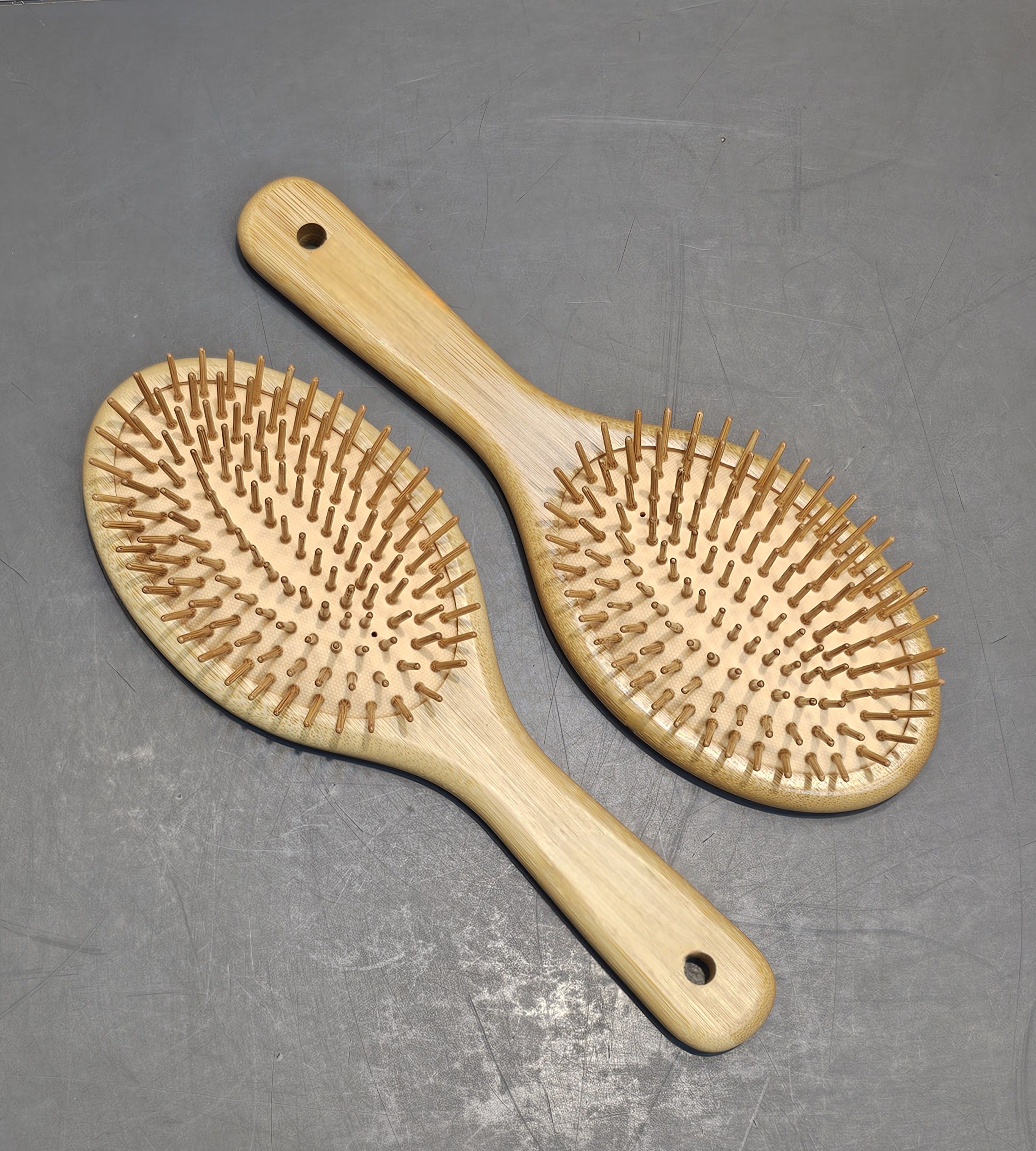 برس چوبی بیضی بامبو چینی (۰۵۰۵۰۰۰۸)