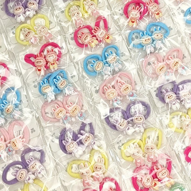 کش کارتی عروسکی ۲۰ عددی لبوبو (کد ۱) (۰۱۰۲۰۰۳۳)