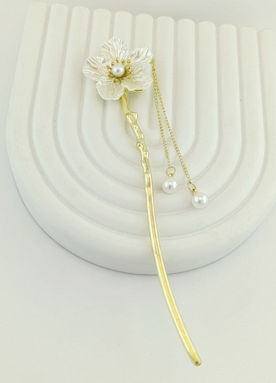 کانزاشی فلزی آویزدار (۱۲۳۱۲۸)