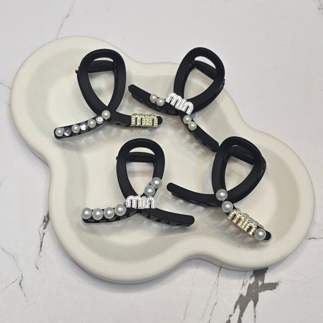 کلیپس روبانی پیکسلدار خارجی (۰۳۰۱۰۰۵۵)