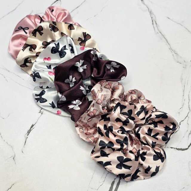 کش اسکرانچی ساتن چاپی کد(۳) (۰۱۰۱۰۰۰۹)